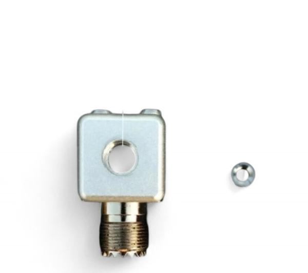 Erdspiess mit PL-Winkel-Anschluss-Adapter-Fotostativ.